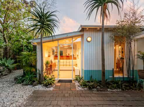 121 Wellington Road, Paekakariki