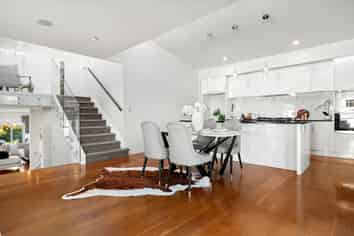 3 Remuremu Street, Long Bay