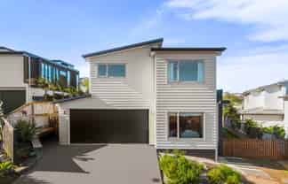 3 Remuremu Street, Long Bay