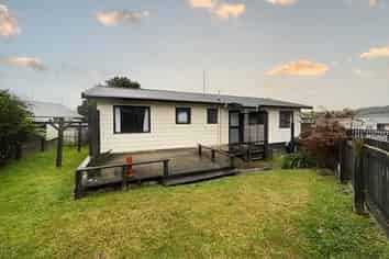 35A Ruby Place, Pukehangi