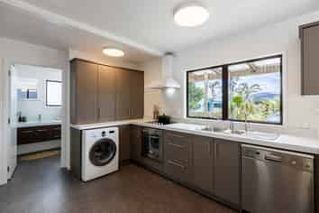 126a Ocean Beach Road, Tairua