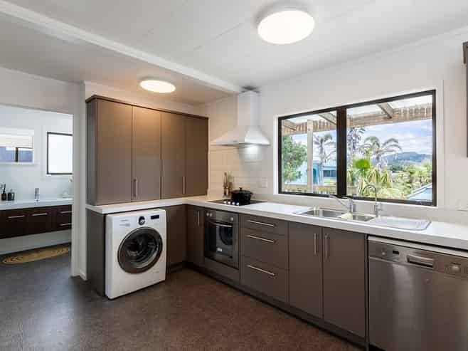 126a Ocean Beach Road, Tairua
