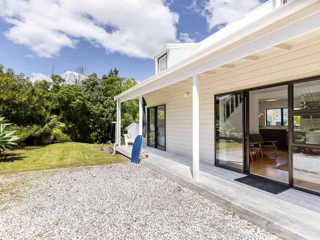 126a Ocean Beach Road, Tairua