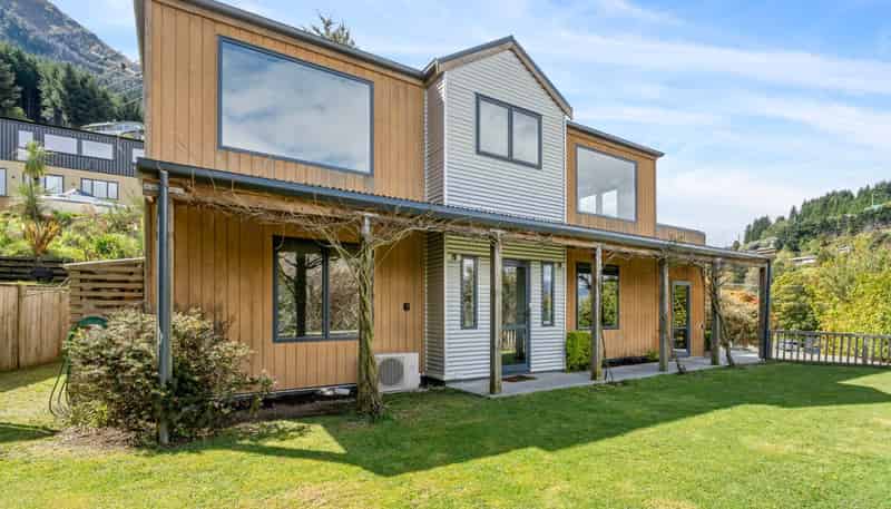 33 Arawata Terrace, Fernhill