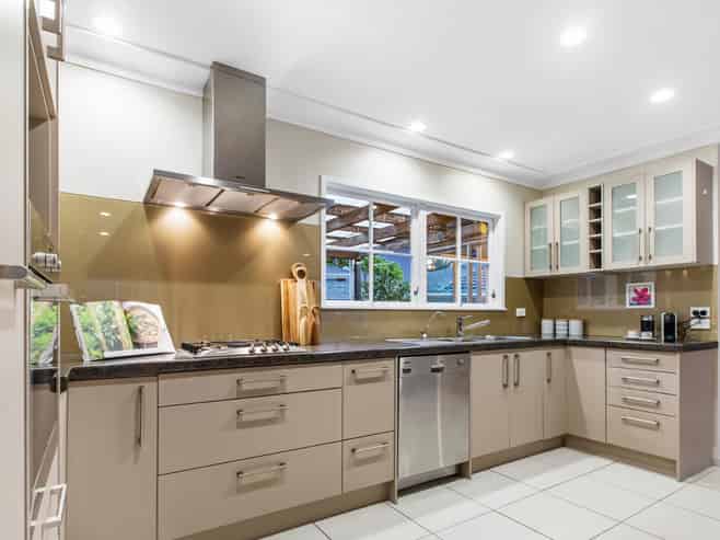 32 Cascades Road, Pakuranga Heights