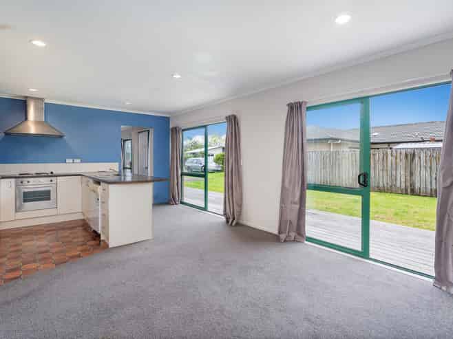 40 Cholmondeley Crescent, Whitianga
