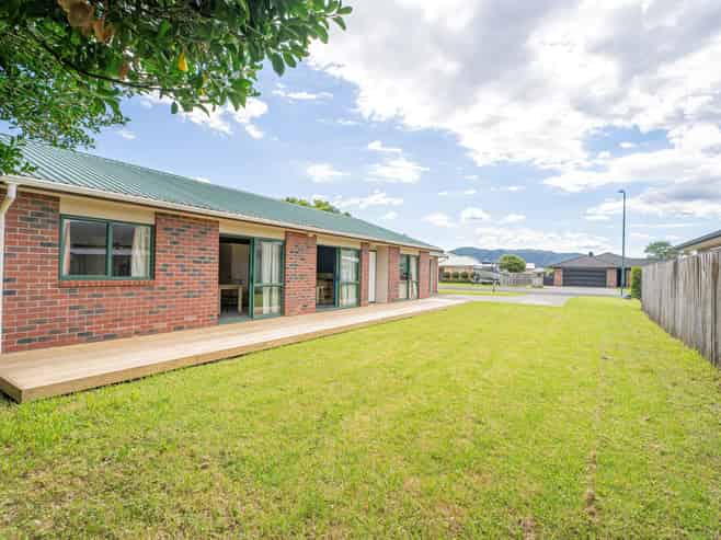 40 Cholmondeley Crescent, Whitianga