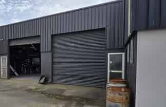 Storage unit/workshop for lease