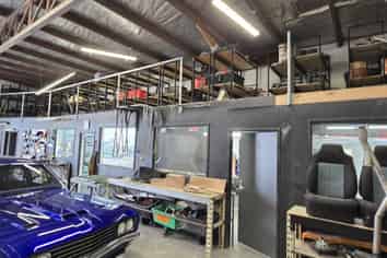 Storage unit/workshop for lease