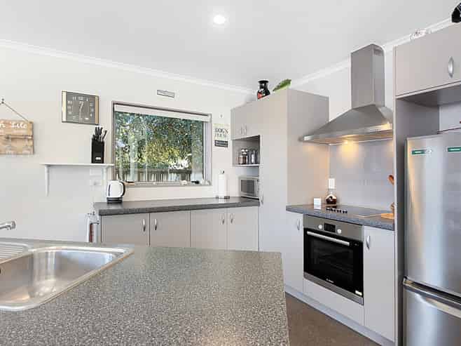 8 Mako Avenue, Whiritoa
