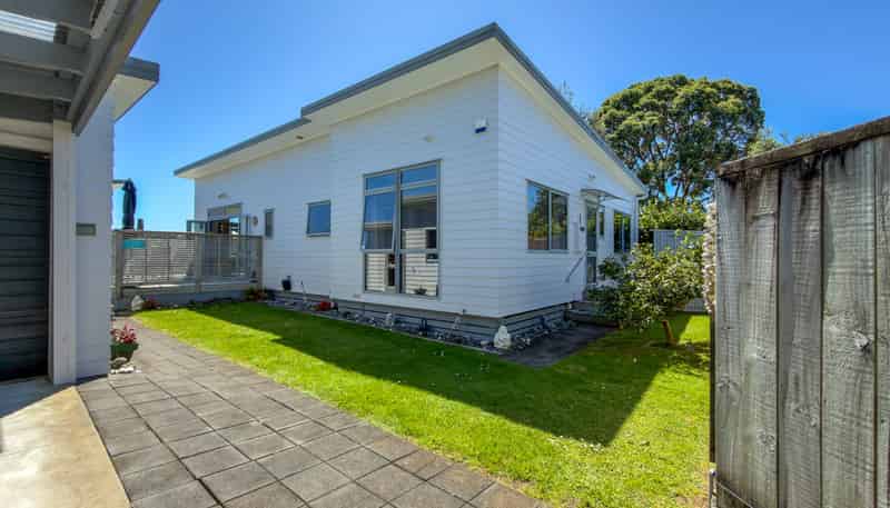 8 Mako Avenue, Whiritoa