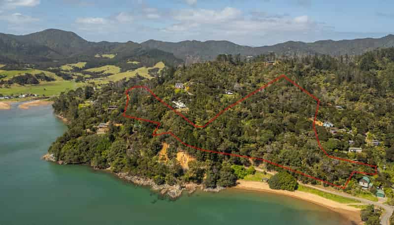 1451  Port Charles Road, Coromandel
