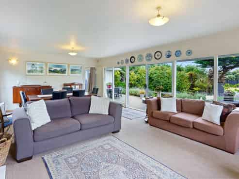 29 Hona Street, WAIKANAE BEACH