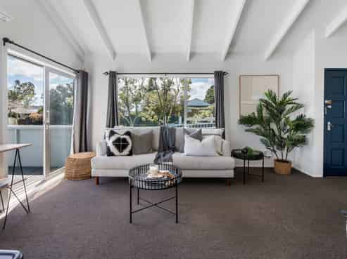 1/6 Oruamo Place, Beach Haven