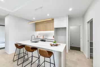 14 Elsie Lange Way, Casebrook