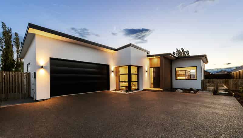 14 Elsie Lange Way, Casebrook