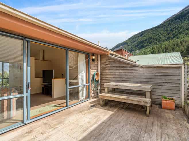16A Dart Place, Fernhill
