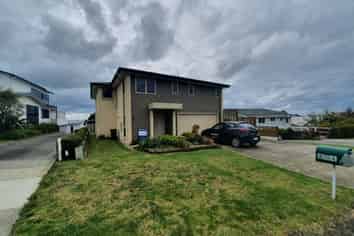 49A Torkar Rd, Clarks Beach