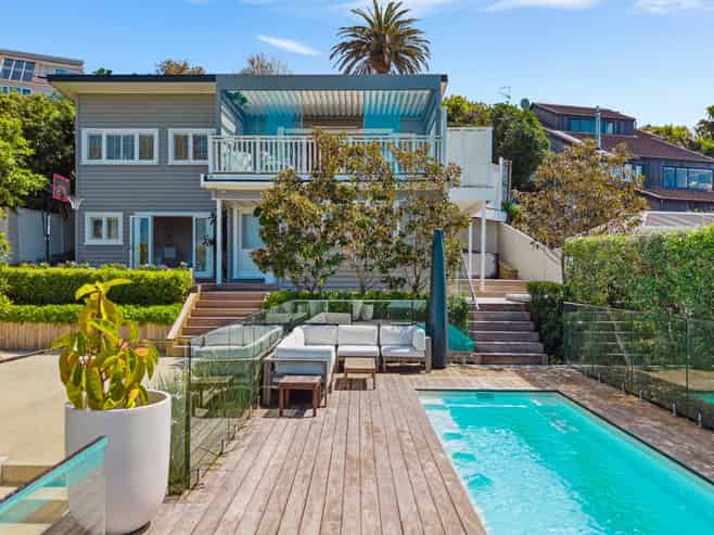 8 Alfred Street, Northcote Point