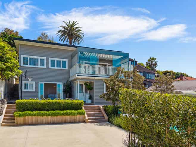 8 Alfred Street, Northcote Point