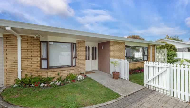 8 Conrad Place, Cambridge