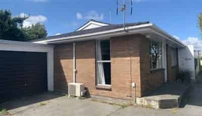 2/94 Peverel Street, Riccarton