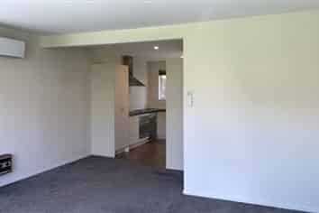 2/94 Peverel Street, Riccarton