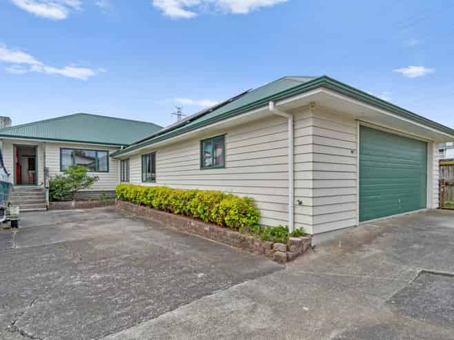 164 Barrack Road, Mount Wellington