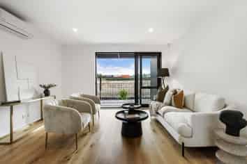 59 Riukiuta Avenue, Three Kings