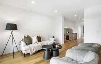 59 Riukiuta Avenue, Three Kings