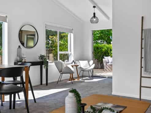 2/25 Lucinda Place, Glen Eden