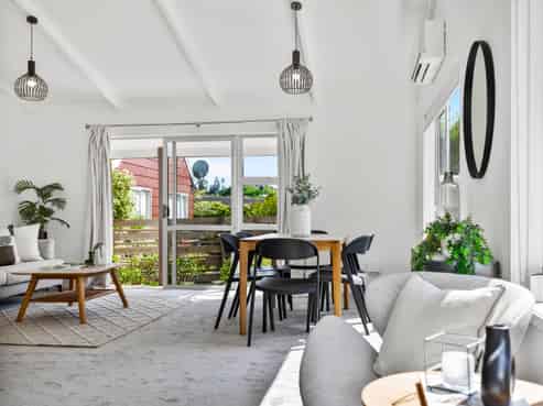 2/25 Lucinda Place, Glen Eden