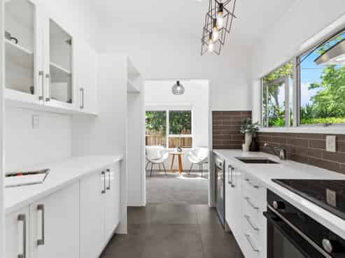 2/25 Lucinda Place, Glen Eden