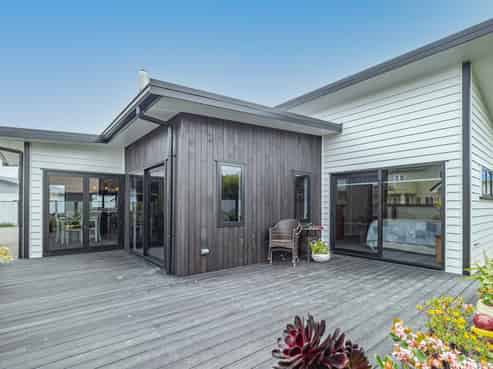 10A Queenwood Road, Levin