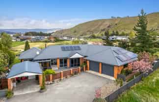 4 Pisa Moorings Road, Cromwell