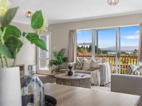 53 Carlton Street, Bellevue