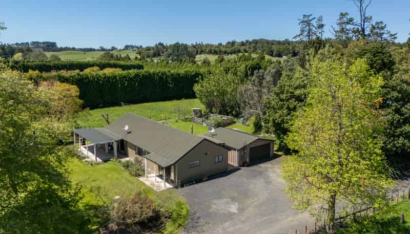 9D McQuade Road, Whakamarama