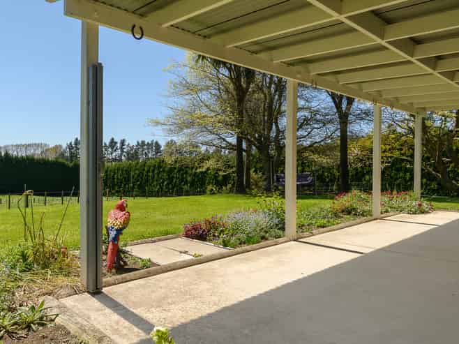 9D McQuade Road, Whakamarama
