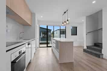 165B Wiseley Road, West Harbour