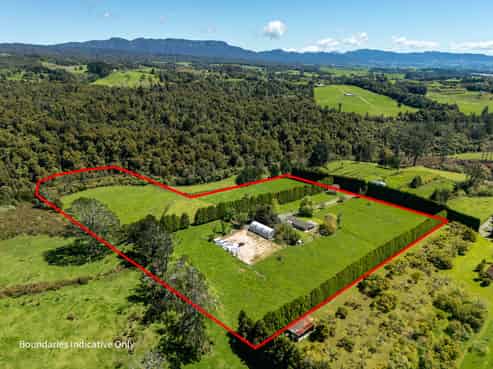 9D McQuade Road, Whakamarama