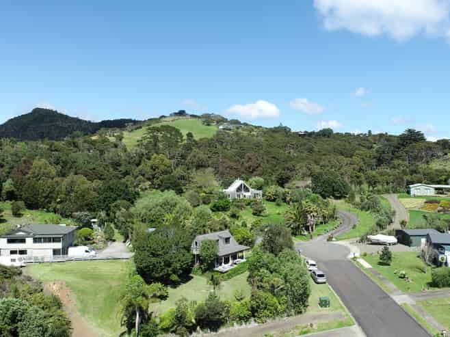 33 Cuvier Crescent, Kuaotunu