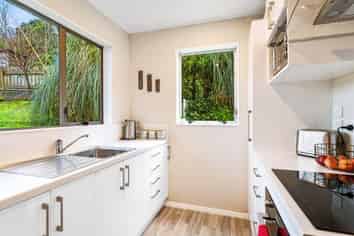 1/264 Grounsell Crescent, Belmont