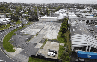 Rare Large Yard Opportunity - North Shore