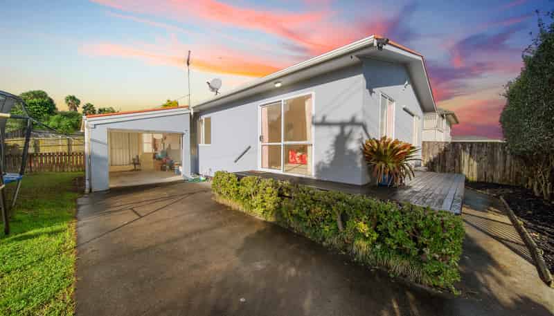 2/76 Mcannalley Street, Manurewa East