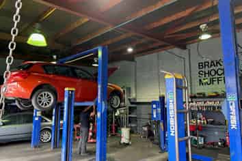 Compact Garage/workshop