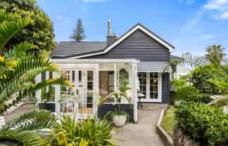 21 Hornsey Road, Bluff Hill