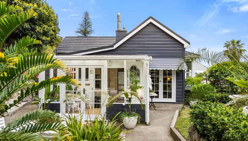 21 Hornsey Road, Bluff Hill
