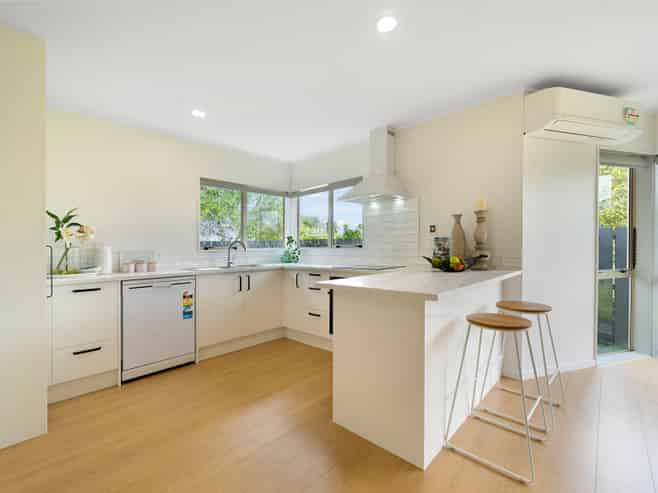 5 Retreat Drive, Mangere