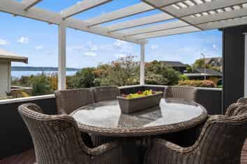 12 Aquarius Drive, Kawaha Point