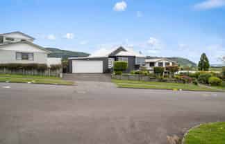 12 Aquarius Drive, Kawaha Point